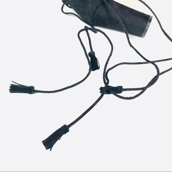 Call it Spring Heels Wrap Sandal Black Size 6 - Picture 5 of 5